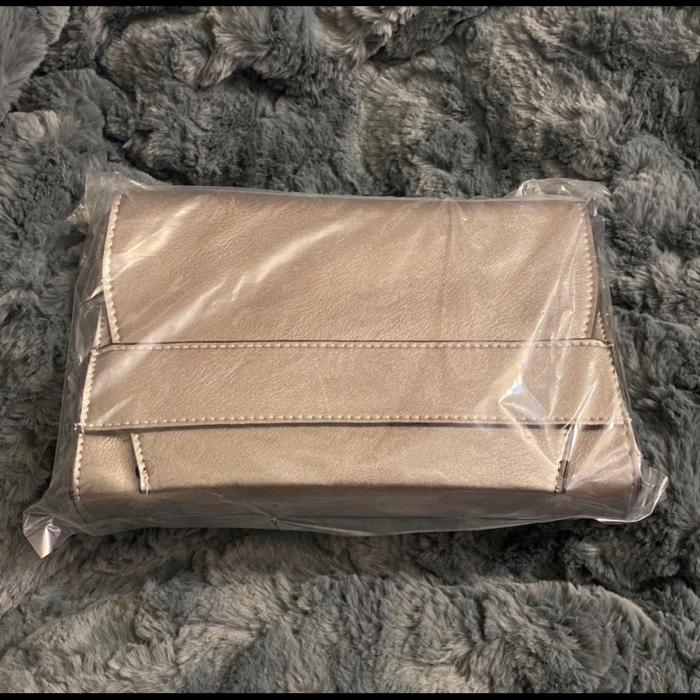 Summer & Rose Crossbody